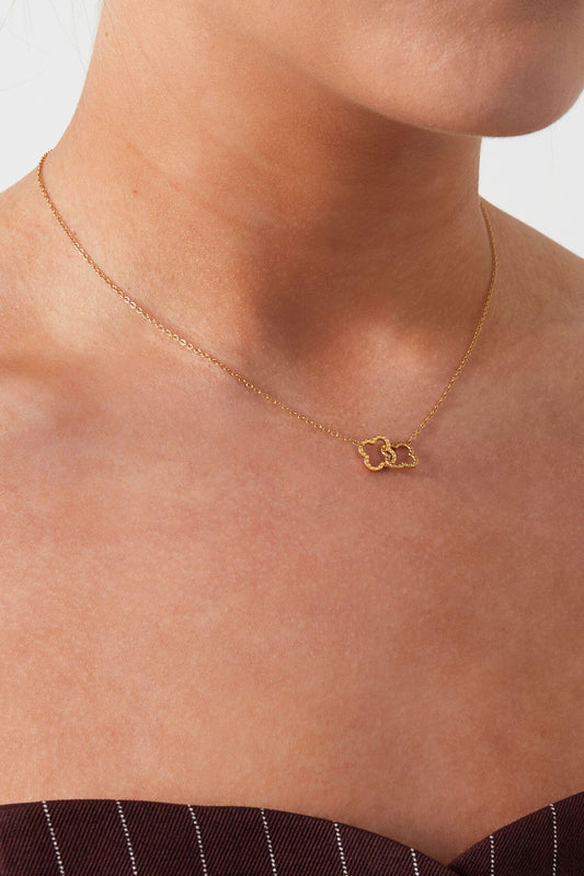 Elegant Clover Pendant Necklace for Everyday Wear