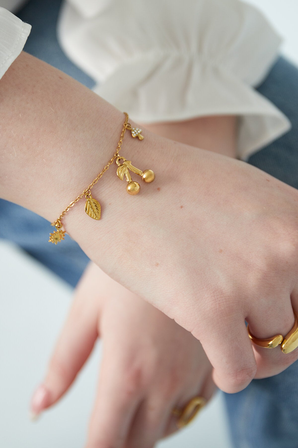Stylish Gold Stainless Steel Charm Bracelet for Women