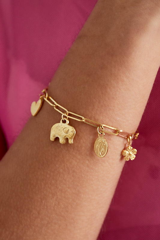 Elegant Gold Charm Bracelet for Everyday Glam