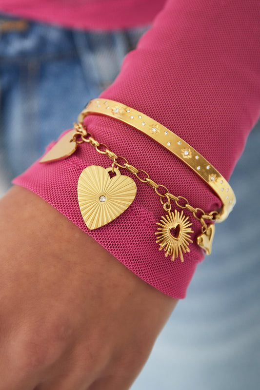Elegant Gold Charm Bracelet for Stylish Women