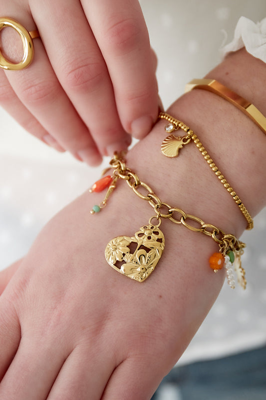 Elegant Gold Charm Bracelet for Statement Style