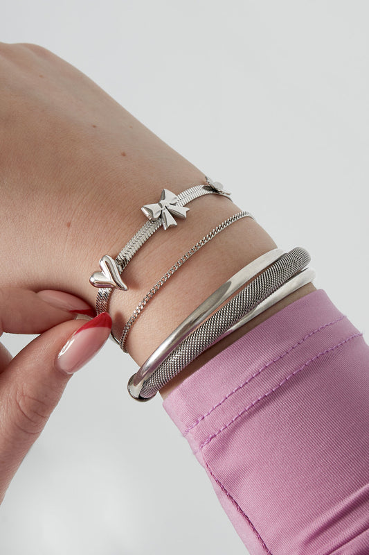 Elegant Bow Knot Charm Bracelet for Women