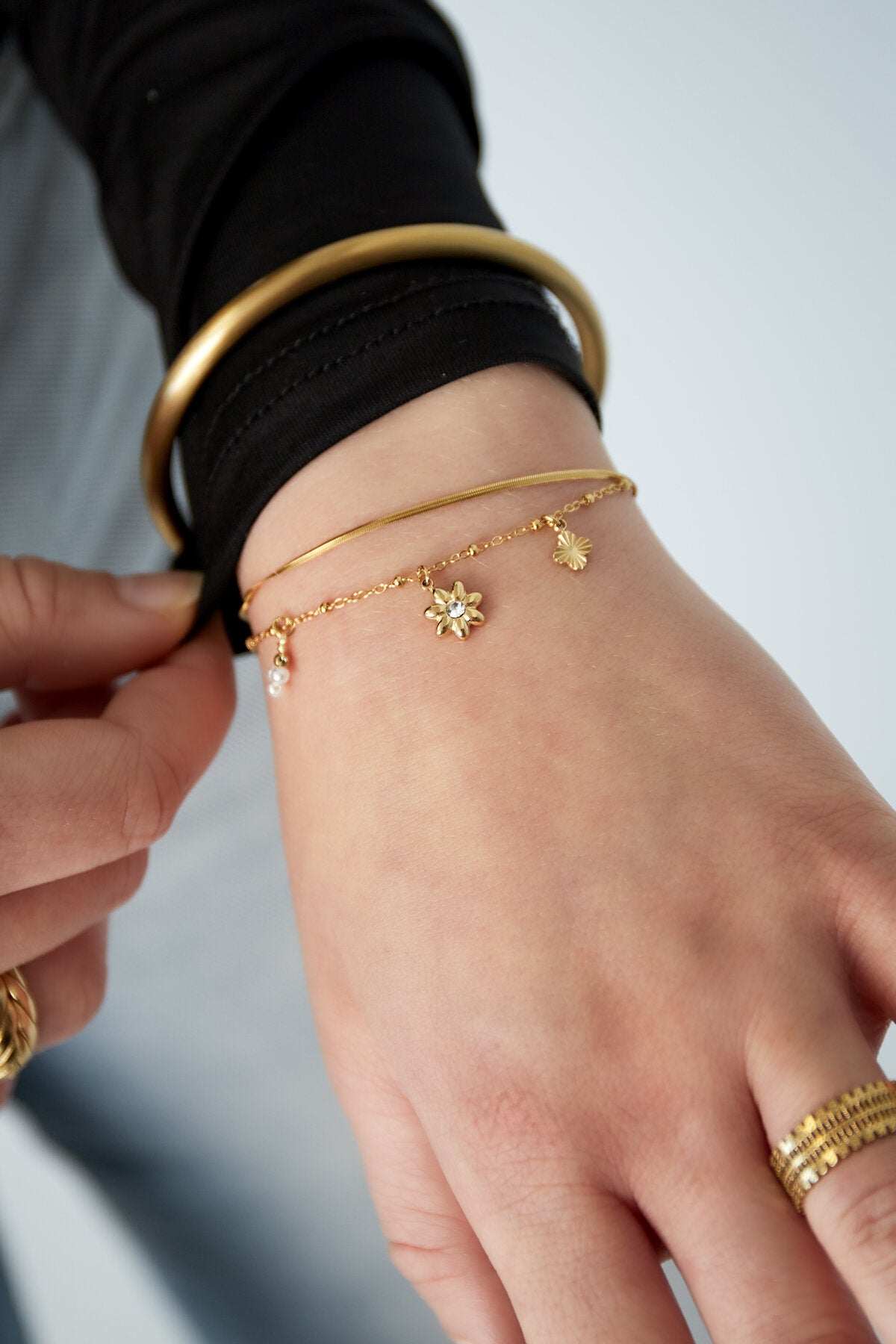 Elegant 14K Gold Plated Flower Charm Bracelet