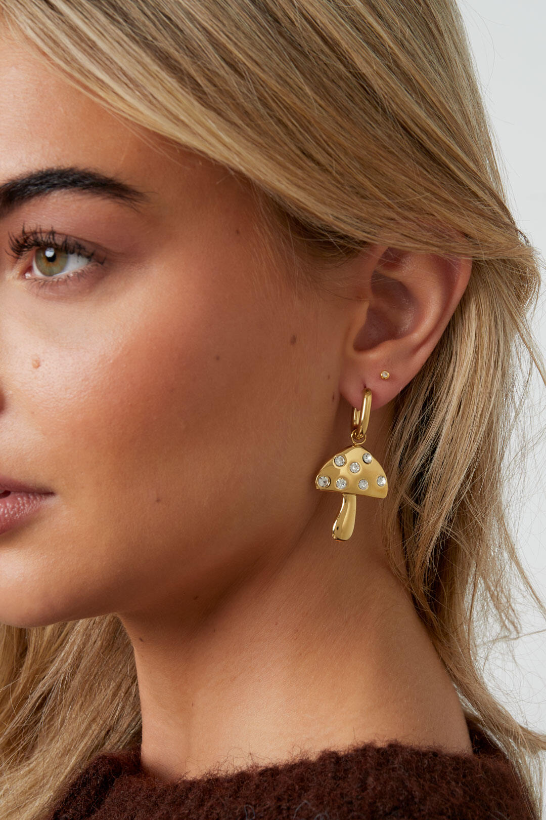 Elegant Gold Drop Earrings for Everyday Wear