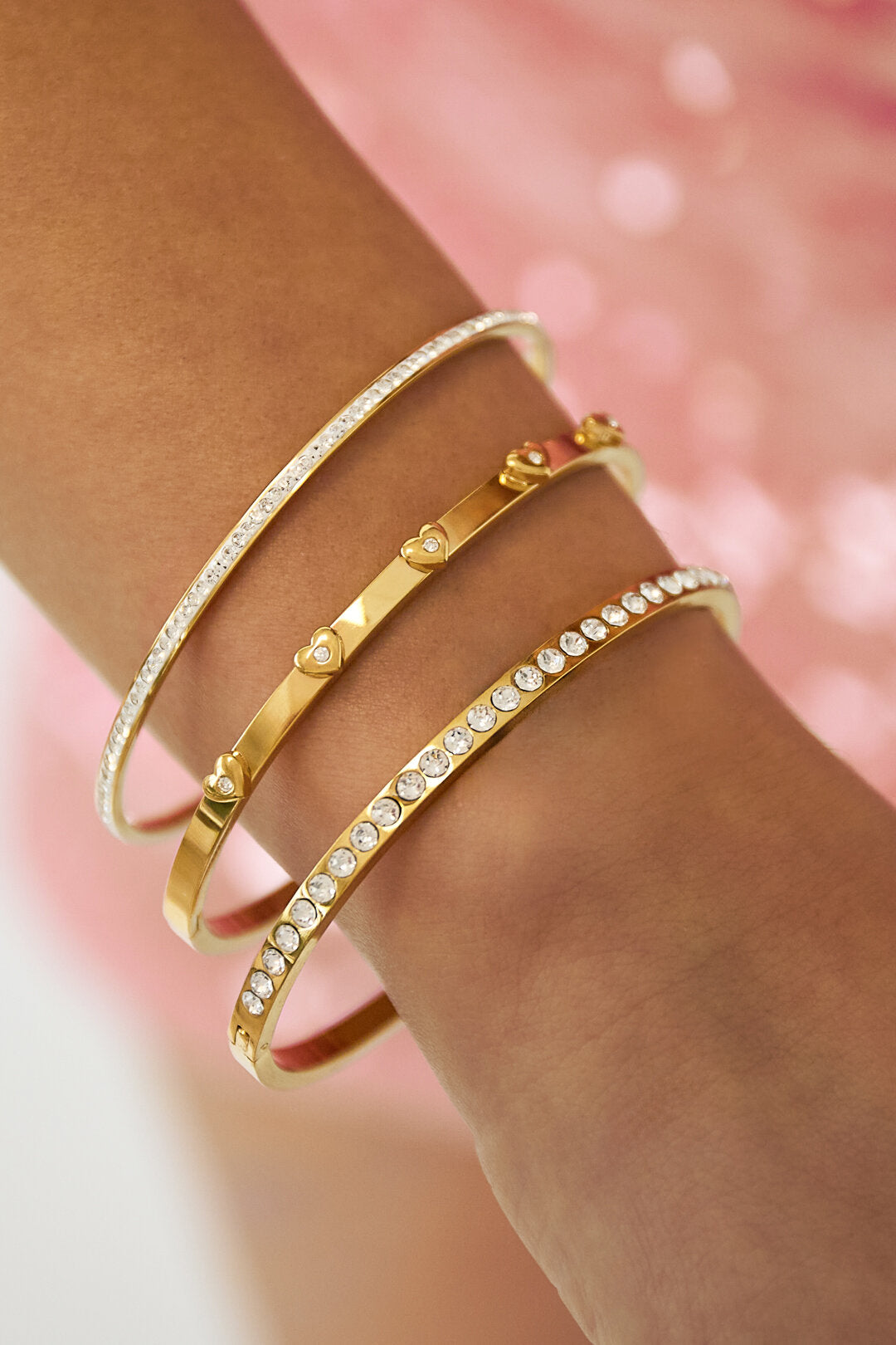 Elegant Heart Shaped Bangle for Women, All Fit