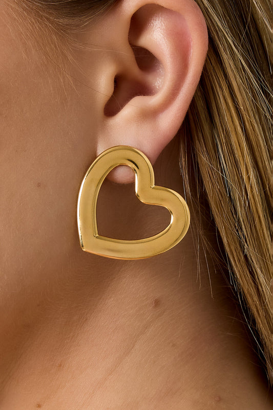 Elegant Heart-Shaped Stud Earrings, All Day Comfort
