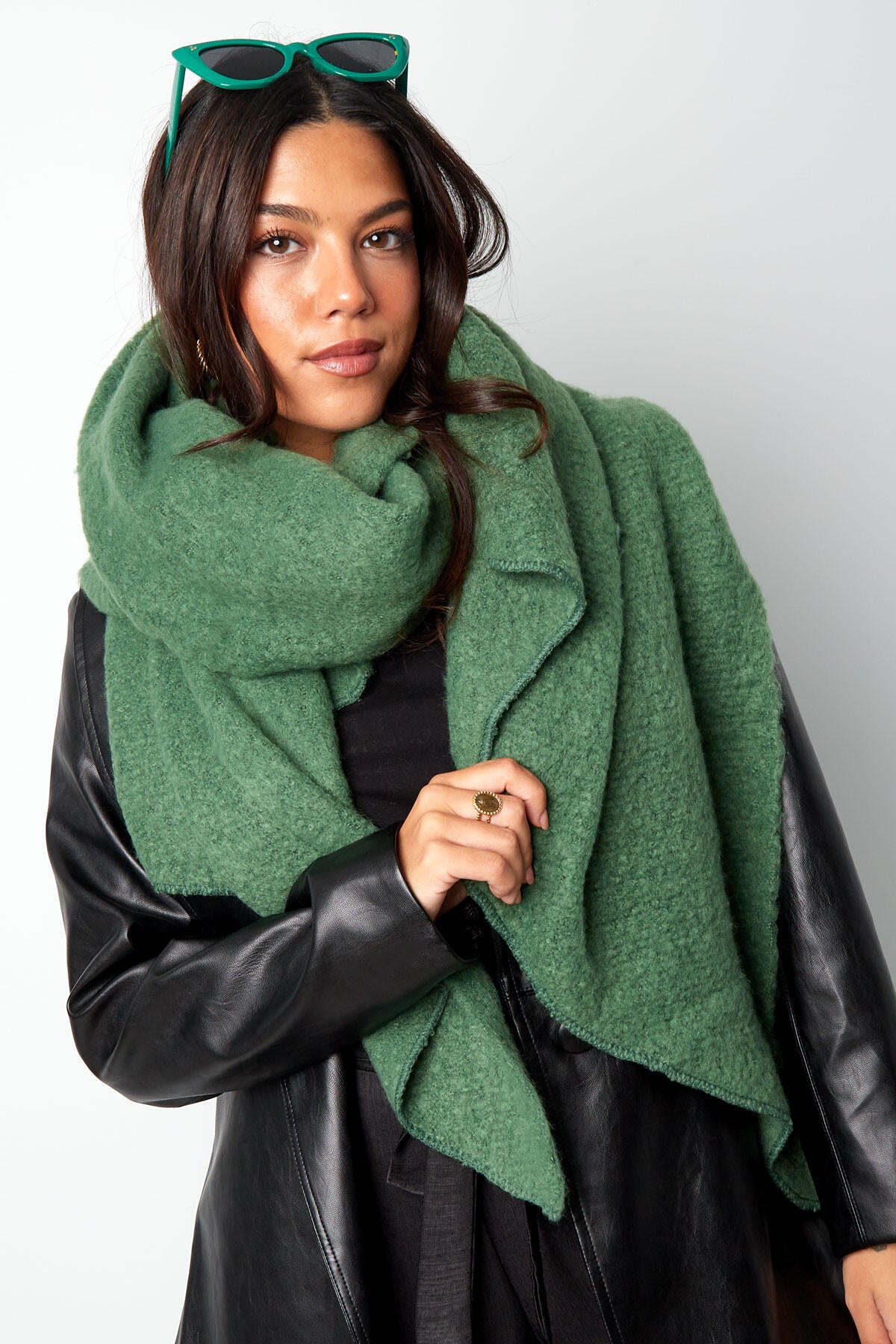 Stylish Winter Scarf for Women - Cozy & Versatile