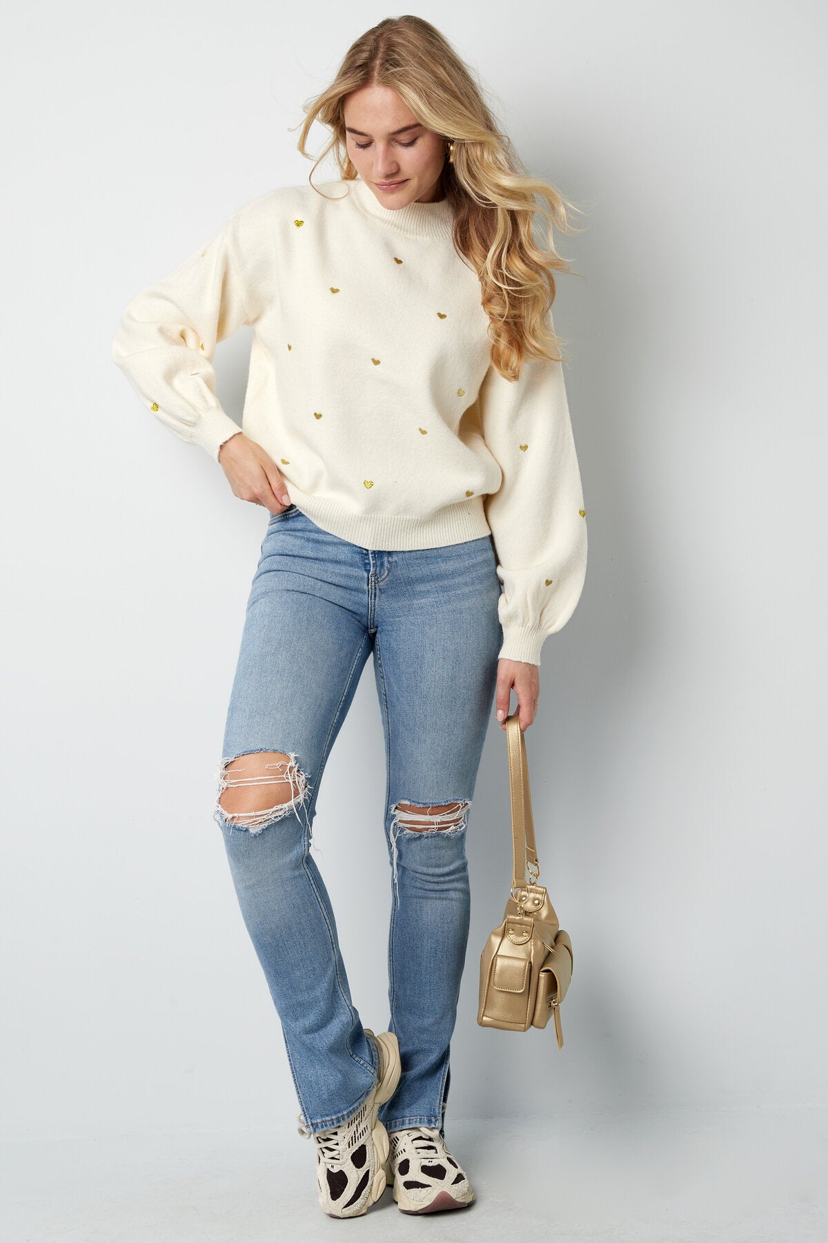 Soft Acrylic Heart Knit Sweater for Fall Winter