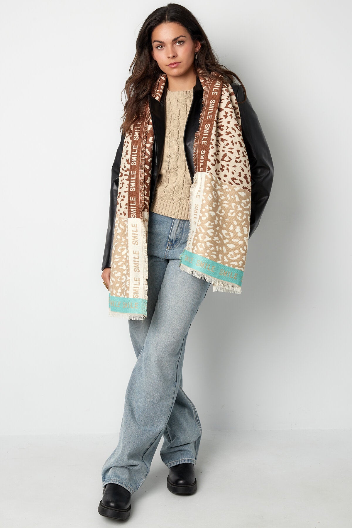 Soft Sponge Winter Scarf in Multicolour, Pink, and Beige
