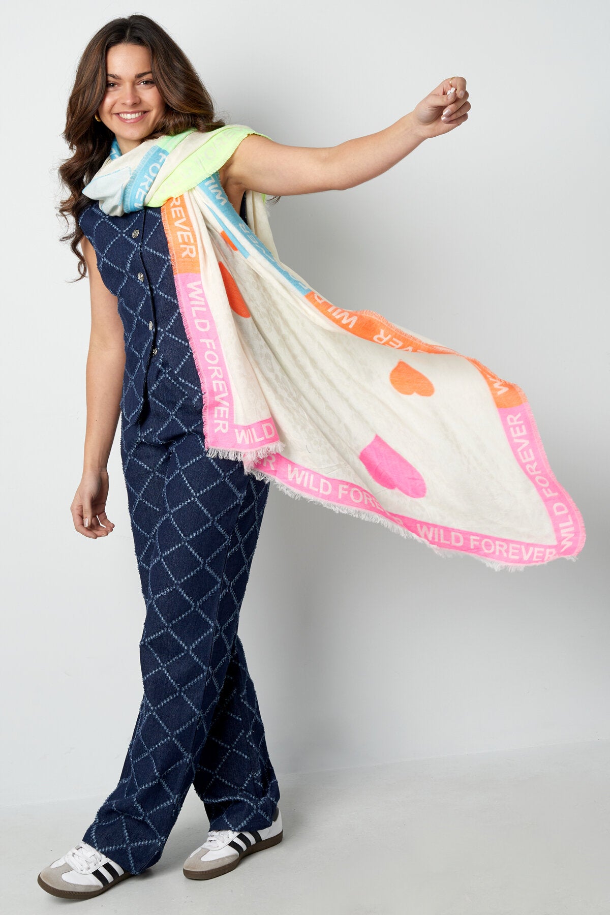 Elegant Multicolor Summer Scarf in Soft Viscose