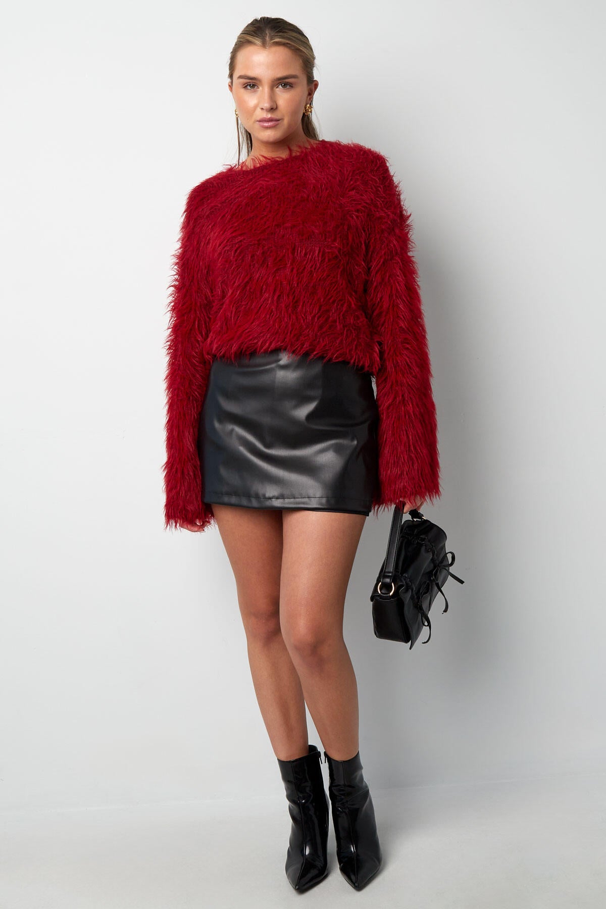 Cozy Acrylic Knit Sweater for Fall/Winter