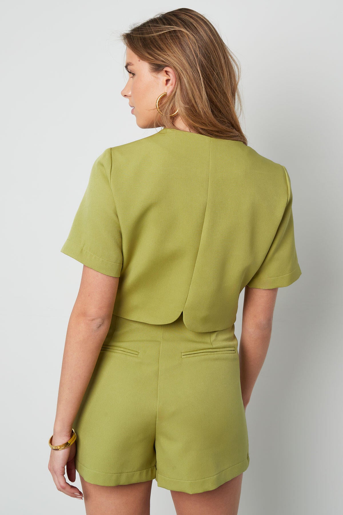 Stylish Comfort: Short Sleeve Tops in Vibrant Colors