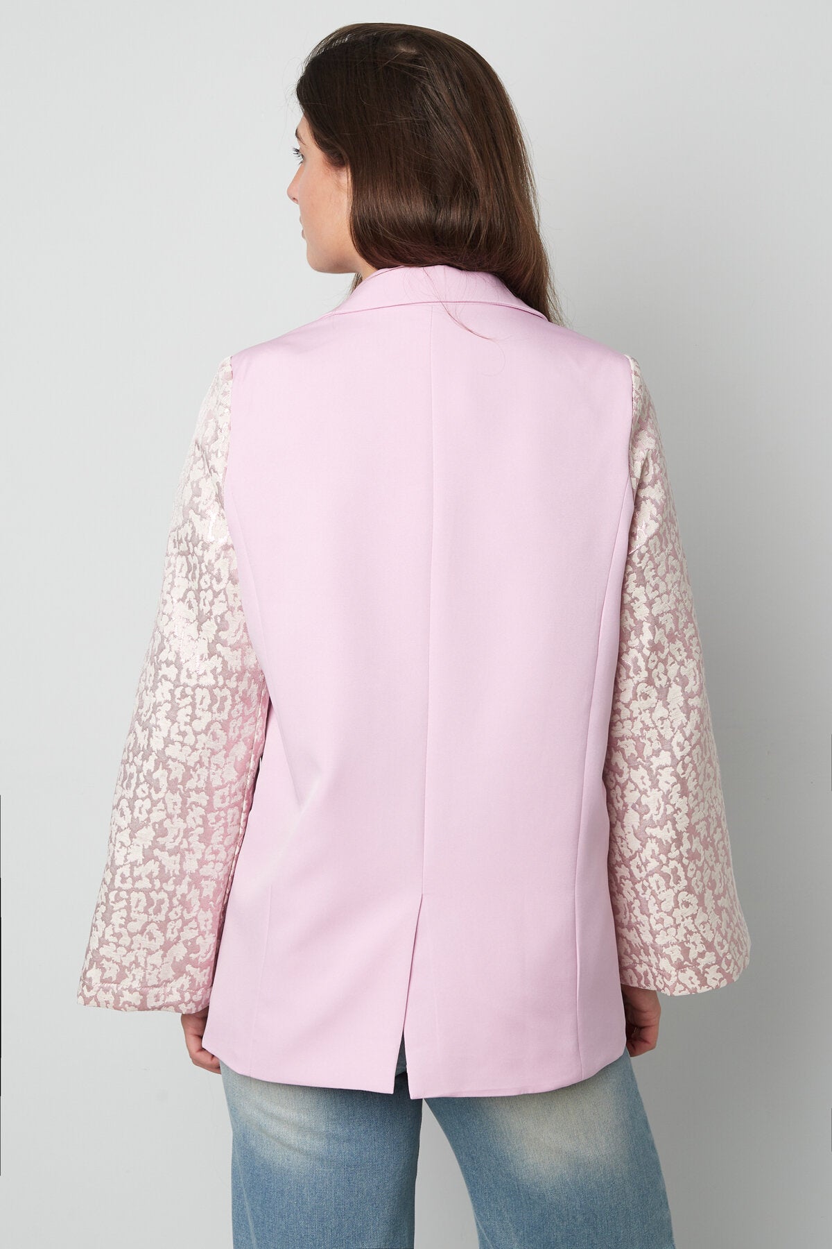 Elegant Ladies' Suit Set in Pink, Purple & Cream