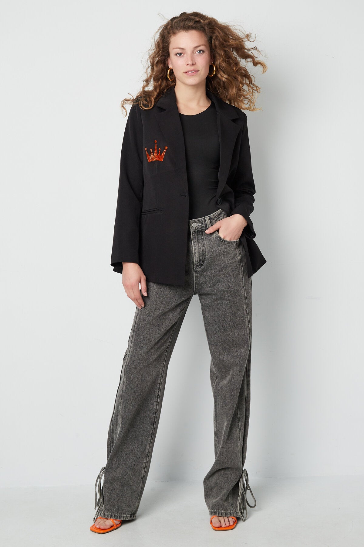 Elegant Black Ladies' Suit Set for All Occasions