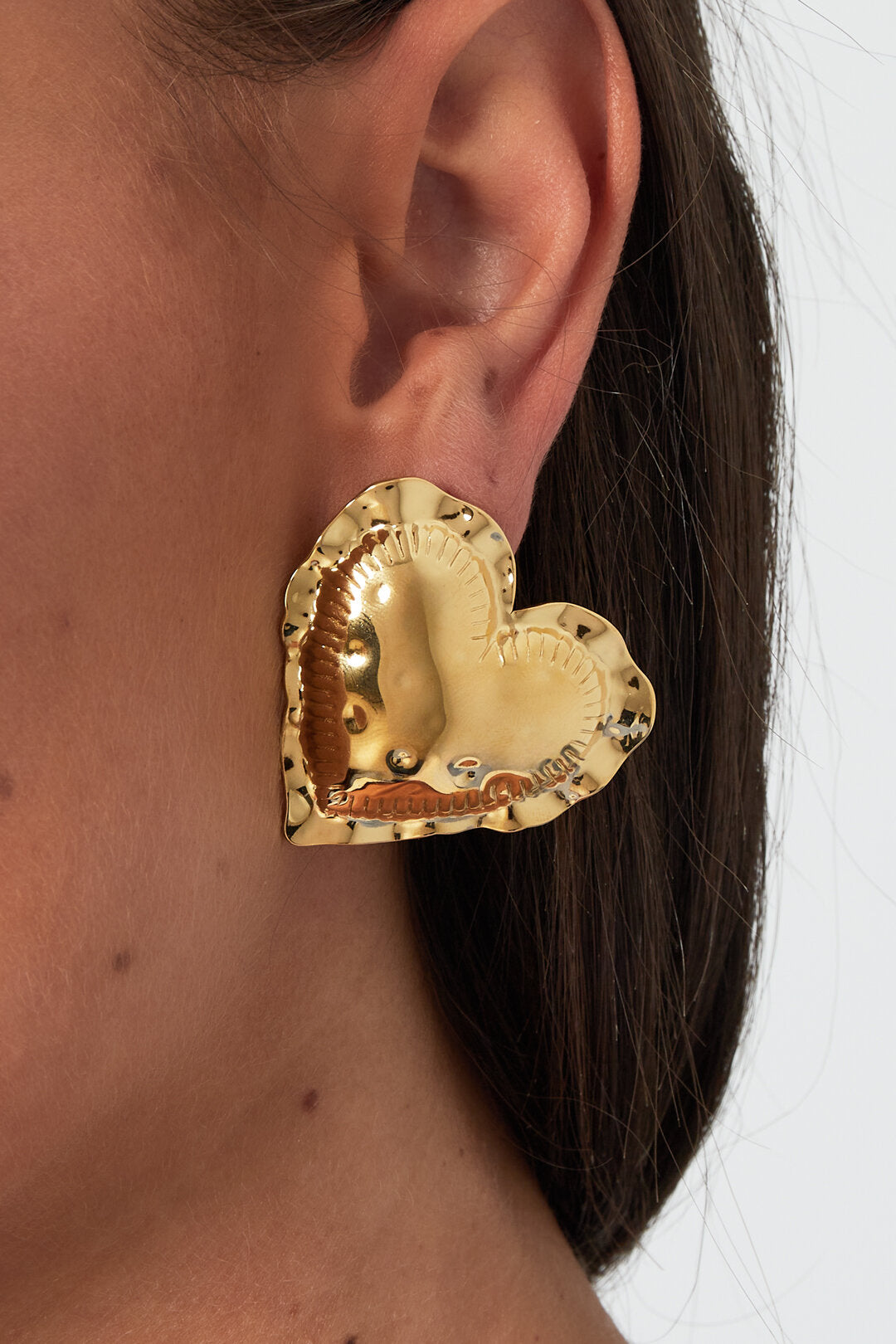 Elegant Heart Stud Earrings for Everyday Sparkle