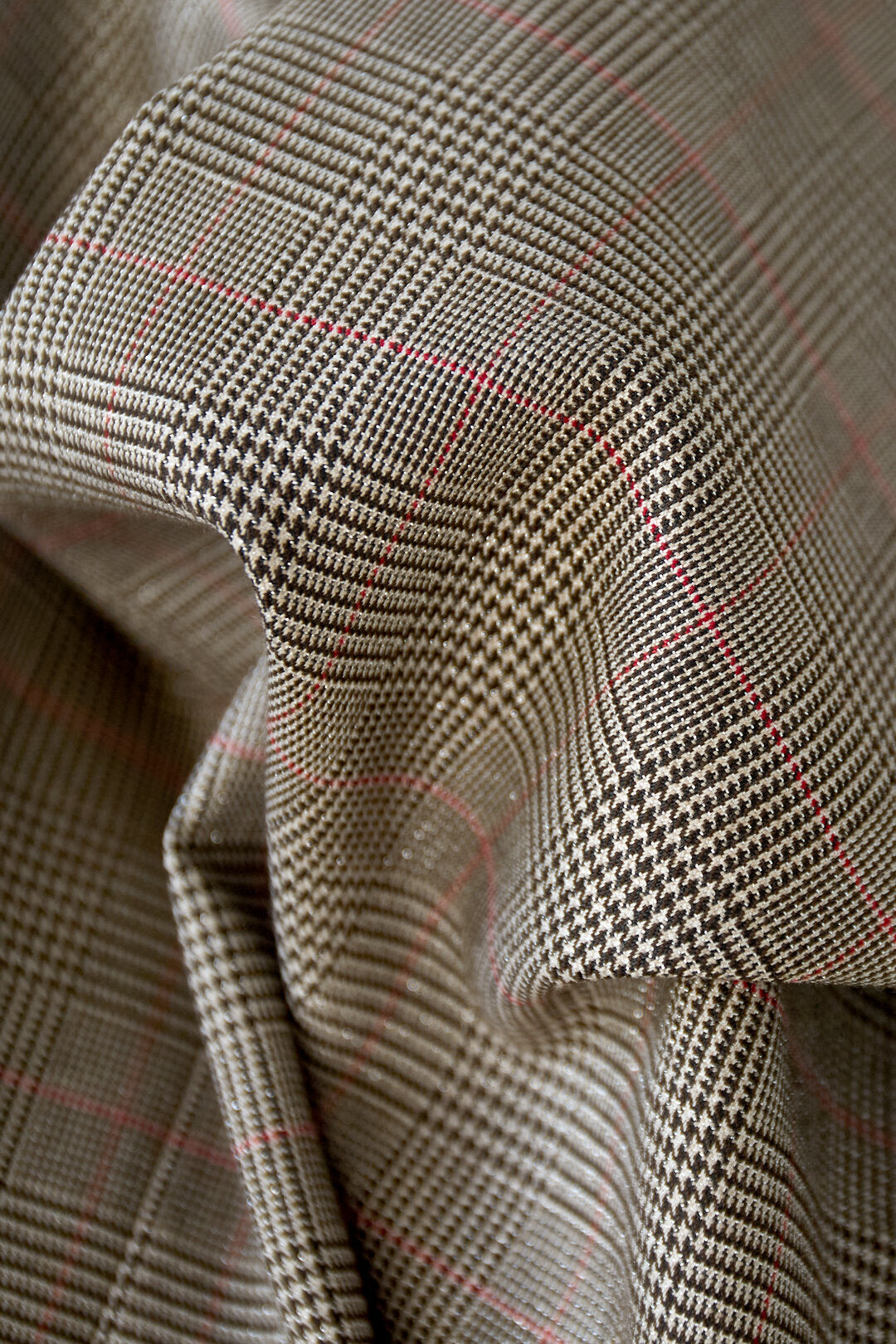 Elegant Checkered Ladies' Suit Set for Fall/Winter