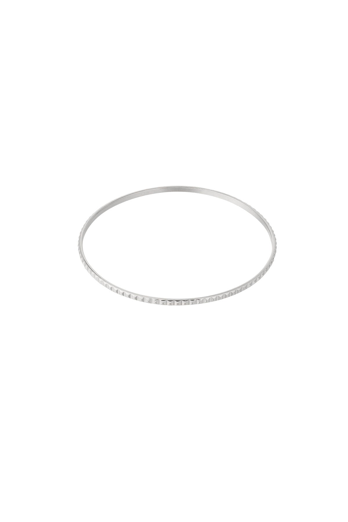 Stylish Stainless Steel Bangle for Everyday Elegance