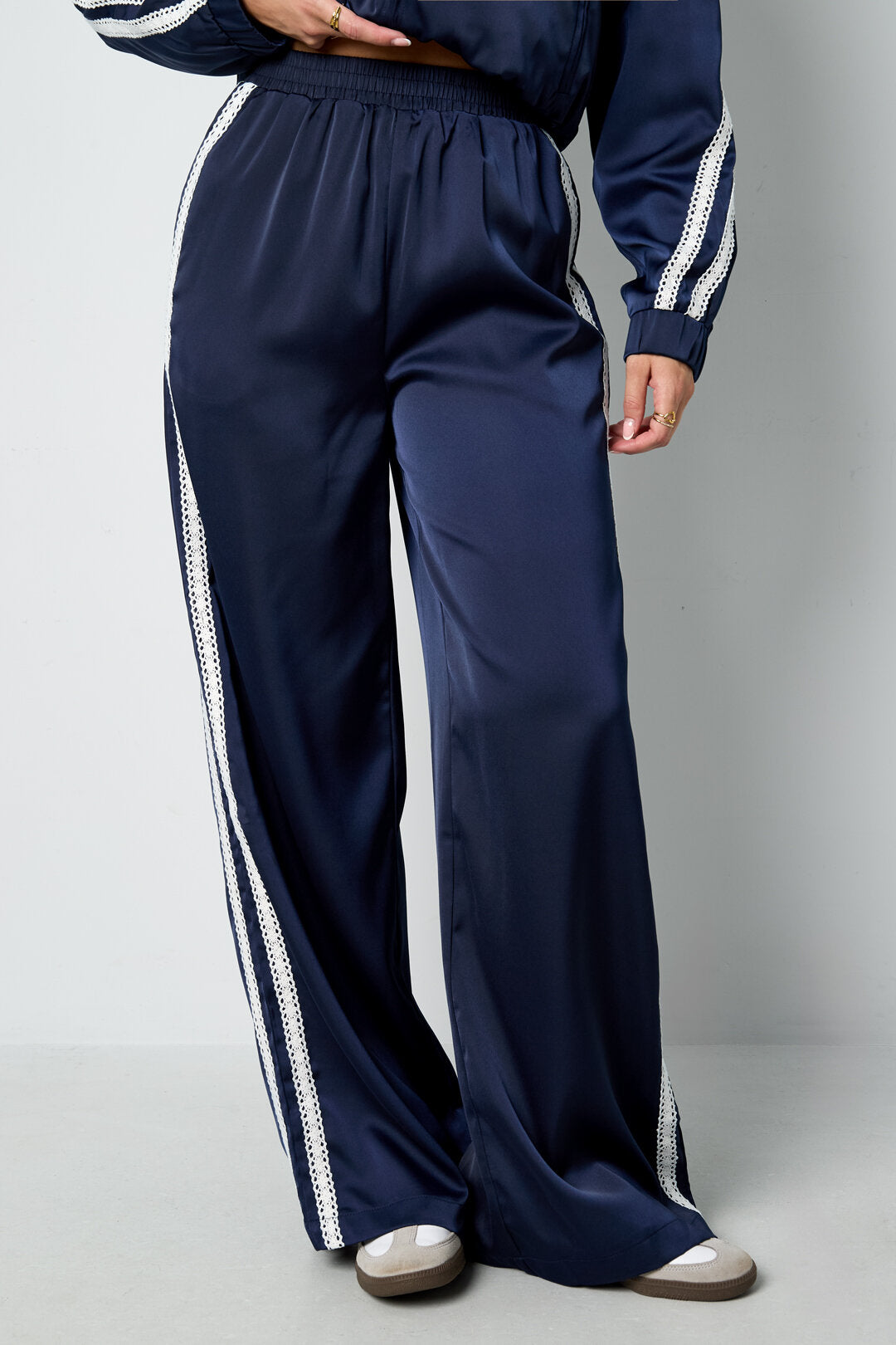 Stylish Fall/Winter 2-Piece Set Straight Pants