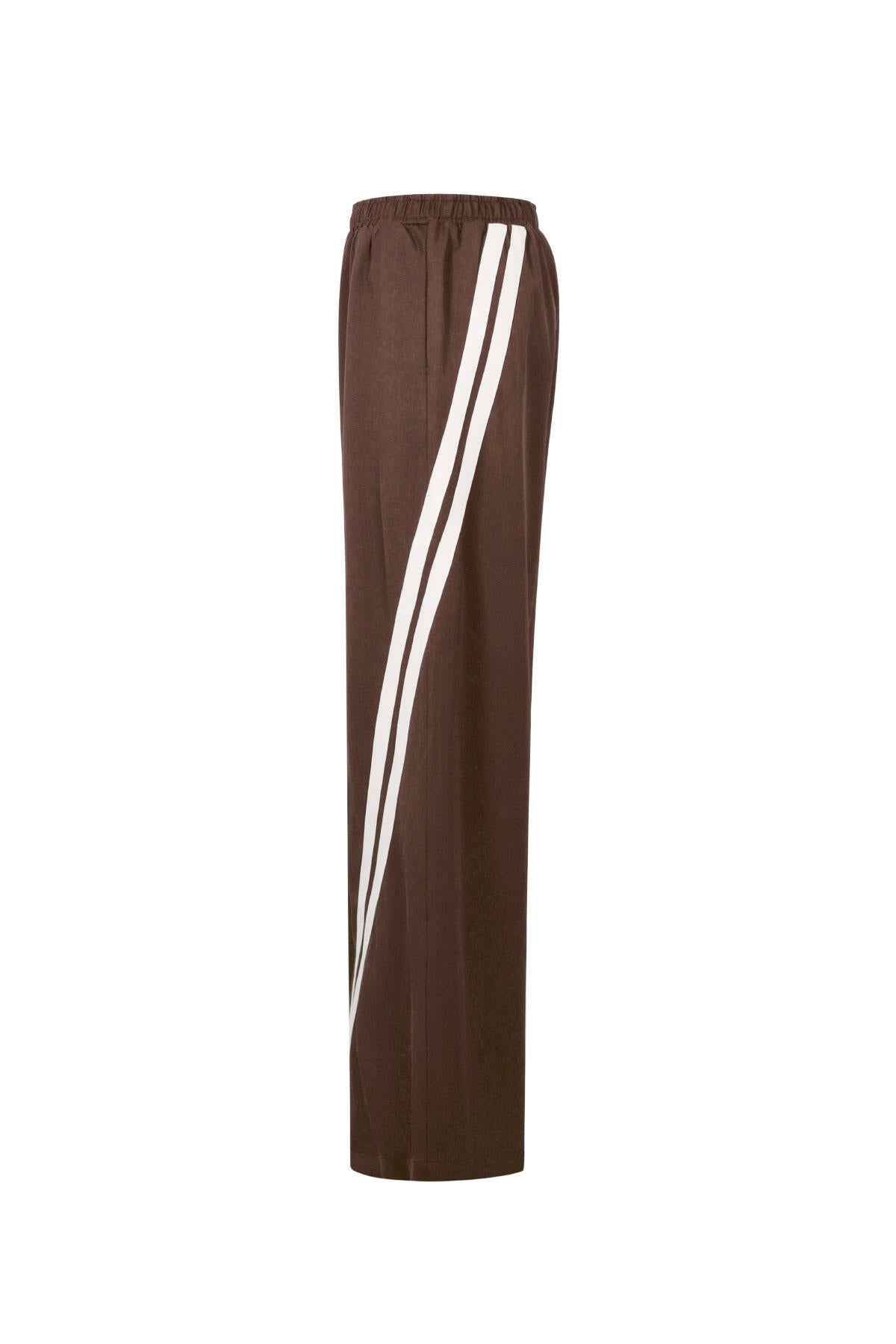 Gimme Straight Pants: Comfortable, Stylish, and Sporty