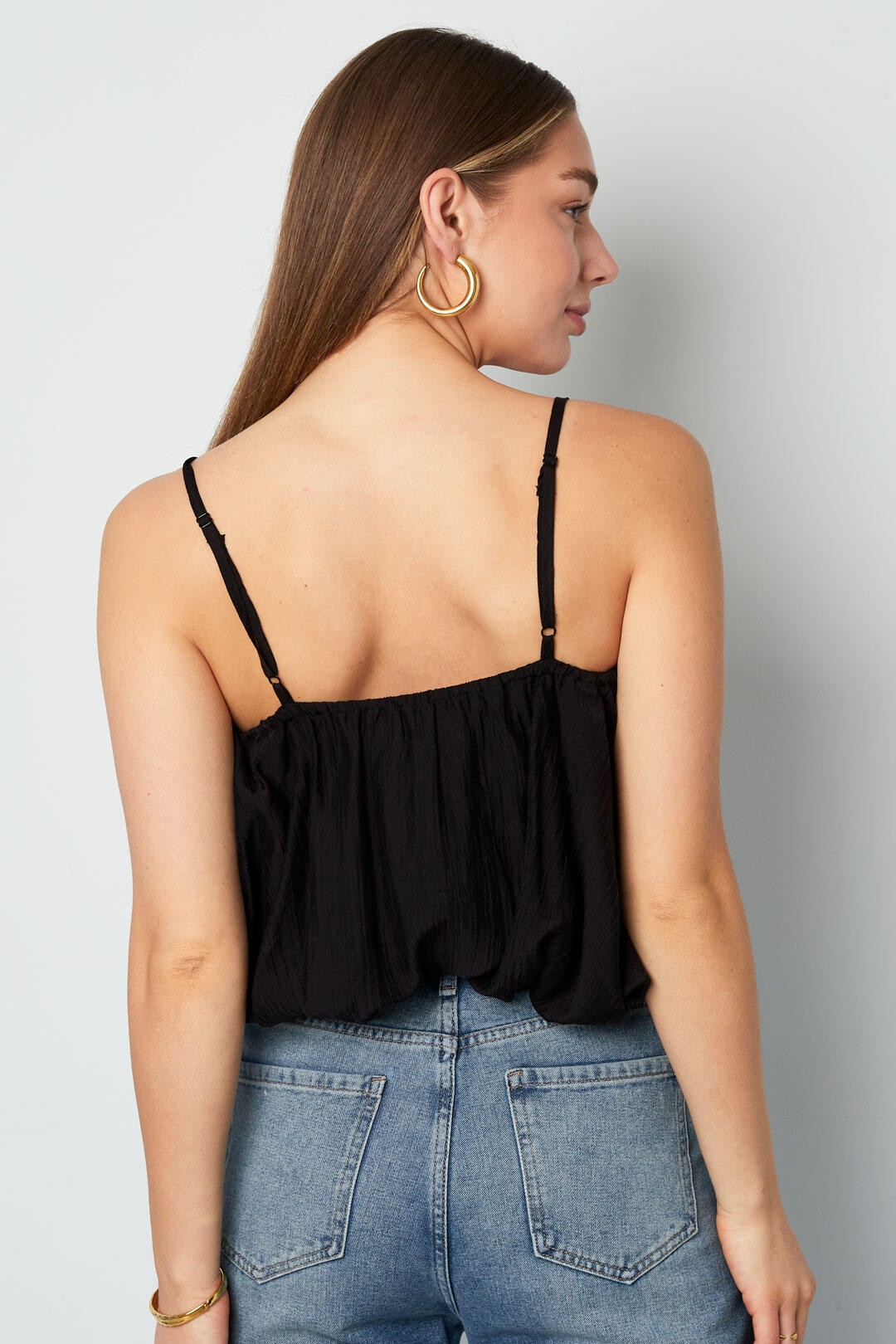 Elegant Sleeveless Top for Spring/Summer Comfort