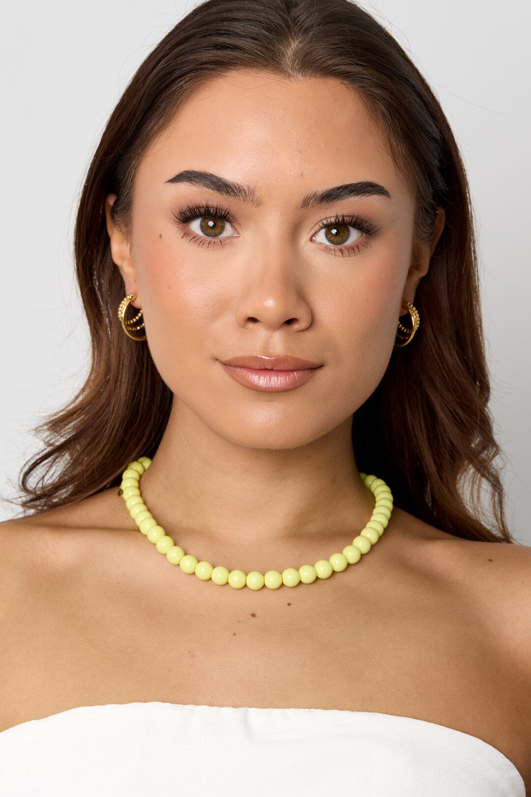 Elegant Resin Beaded Necklace for Everyday Wear