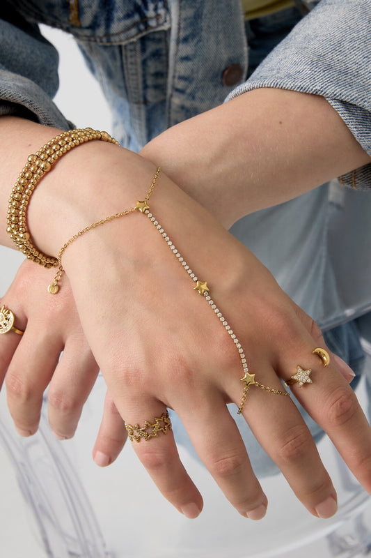 Elegant Star Hand Chain for Women - Simple & Stylish
