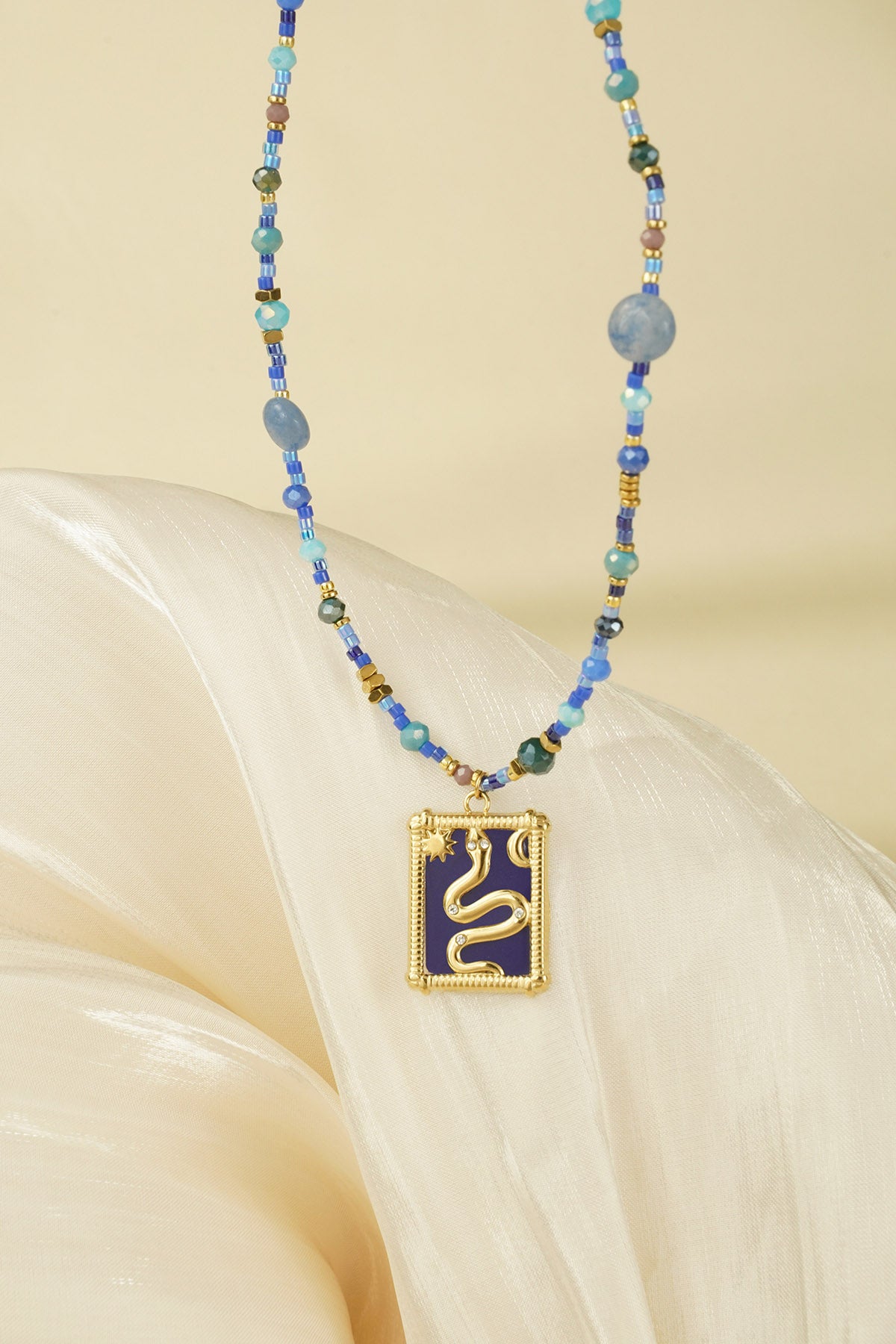 Chic Blue Beaded Necklace for Women - Spring/Summer Statement