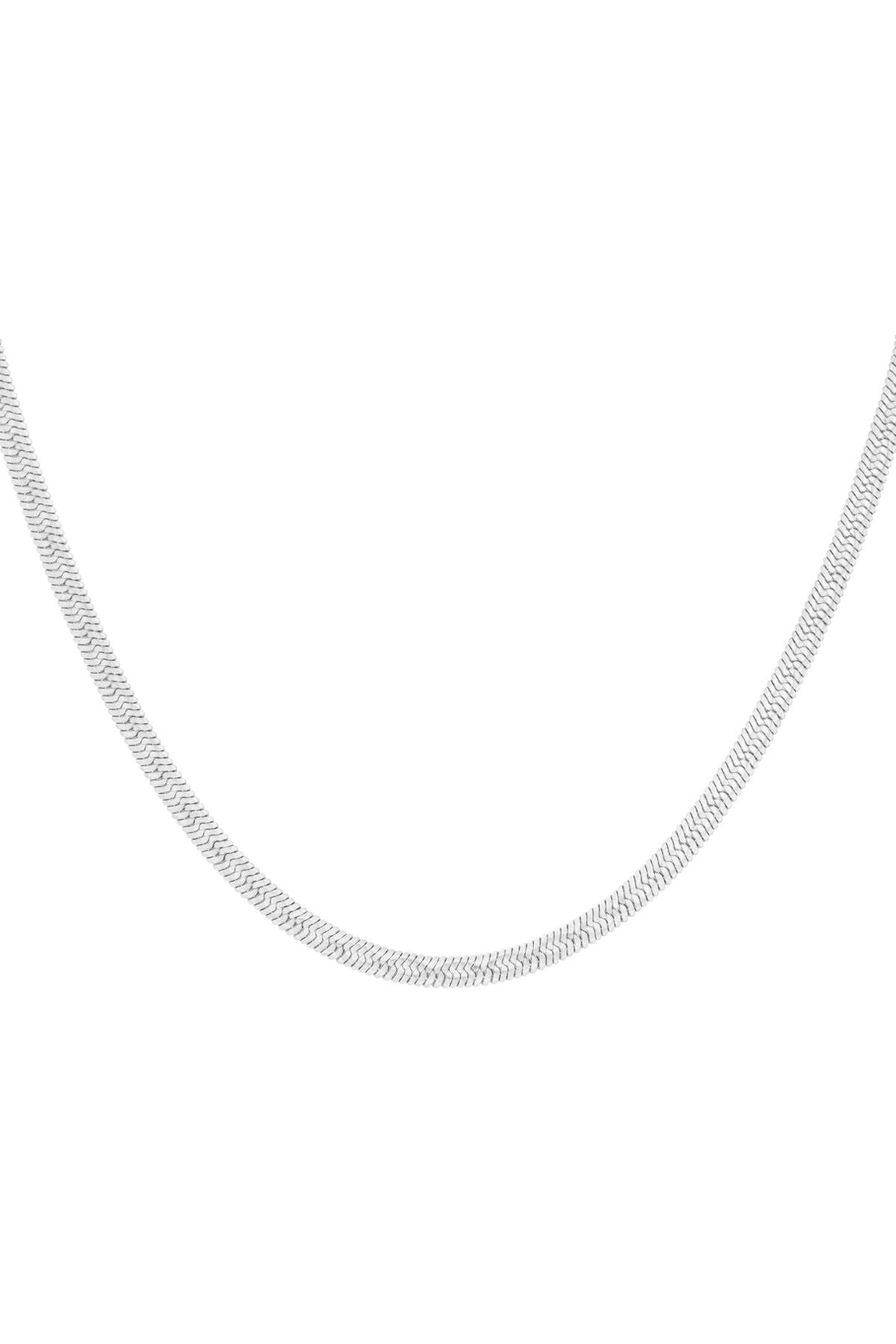 Stylish Short Chain Necklace for Everyday Elegance