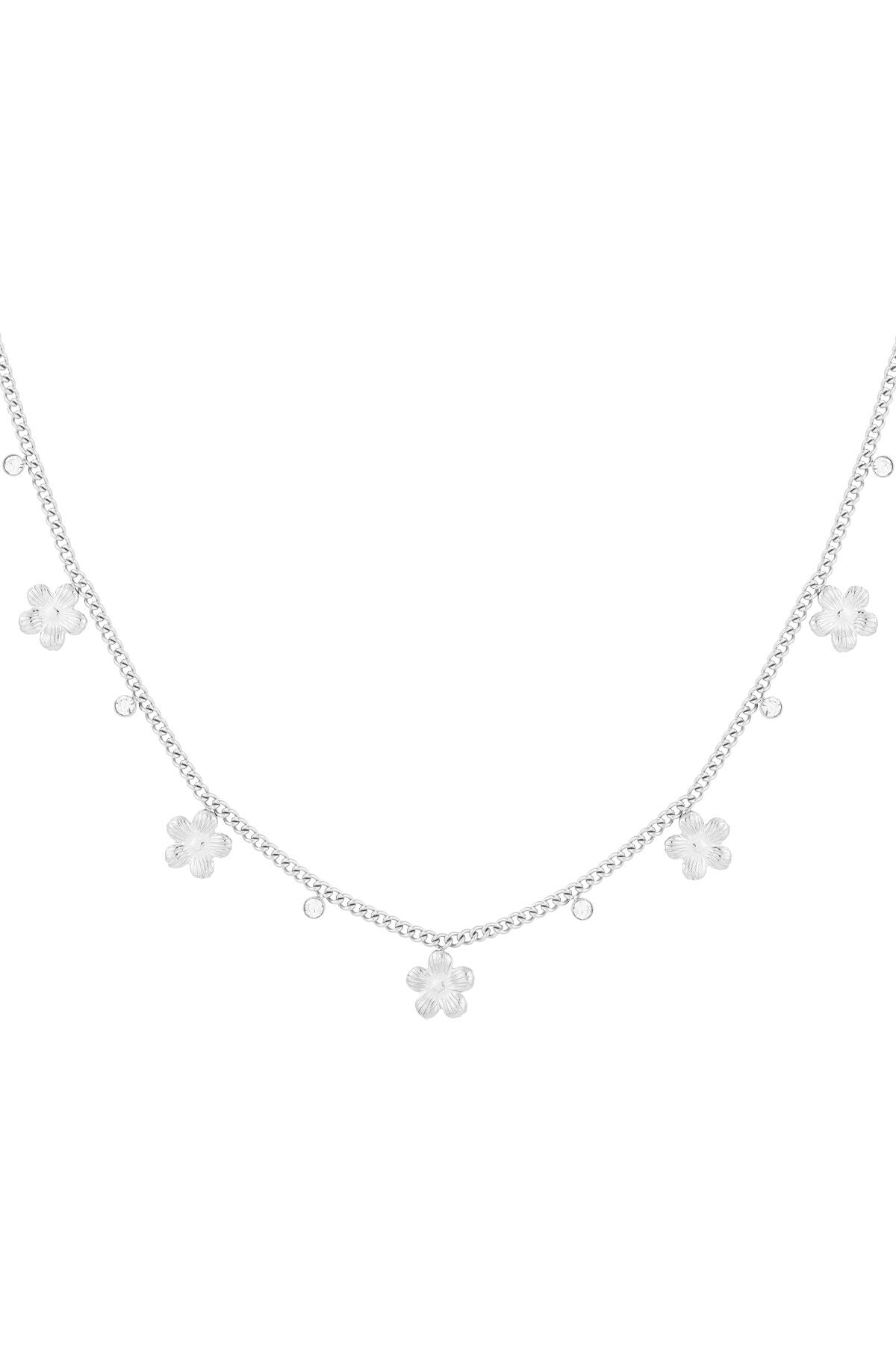 Elegant Flower Pendant Necklace for Daily Wear