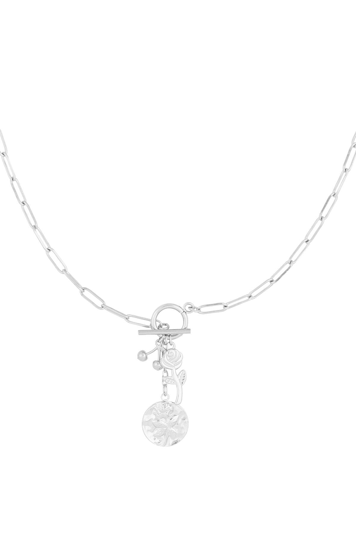 Elegant Flower Pendant Necklace for Everyday Wear