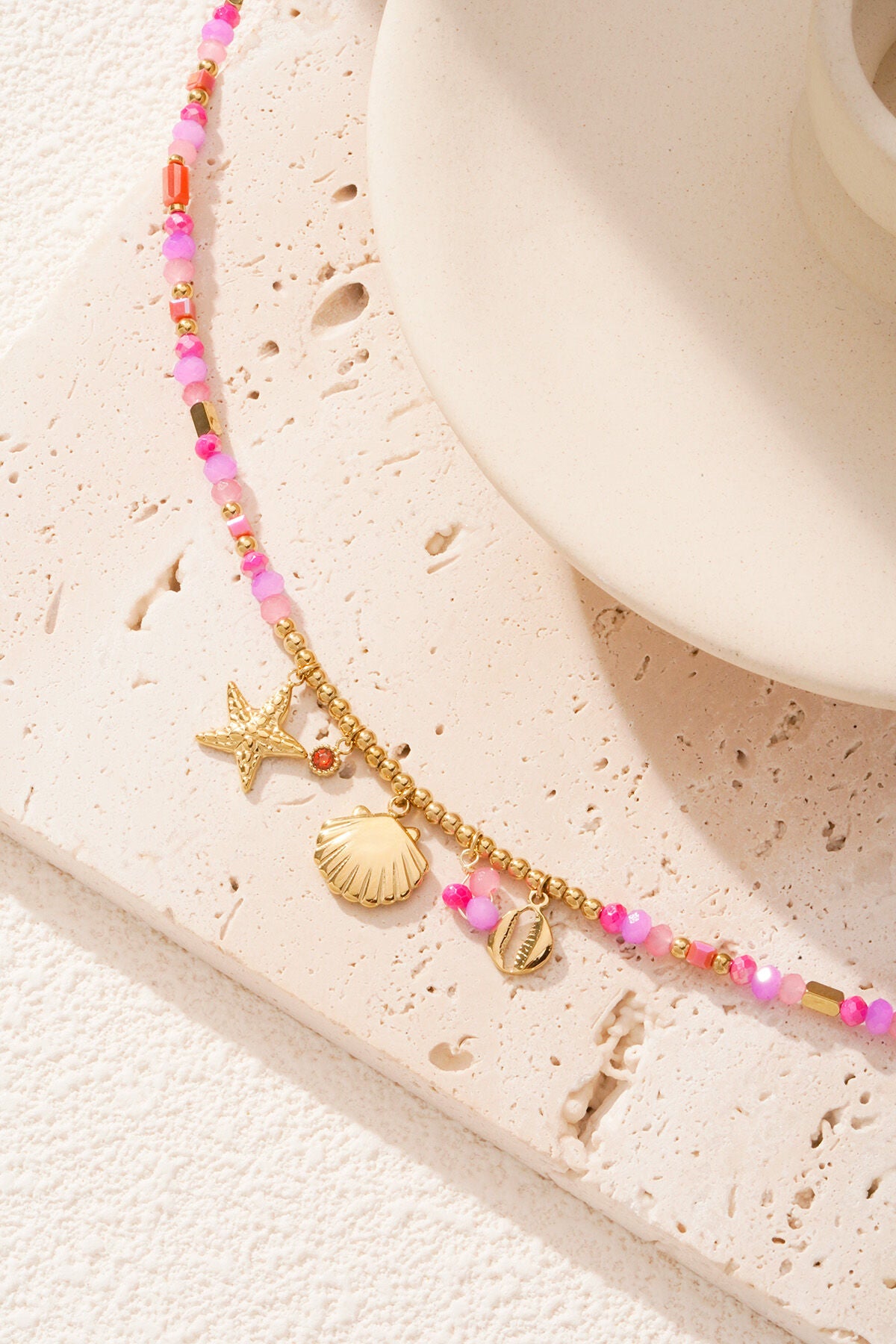 Fuchsia Beaded Necklace: Simple, Elegant, and Versatile