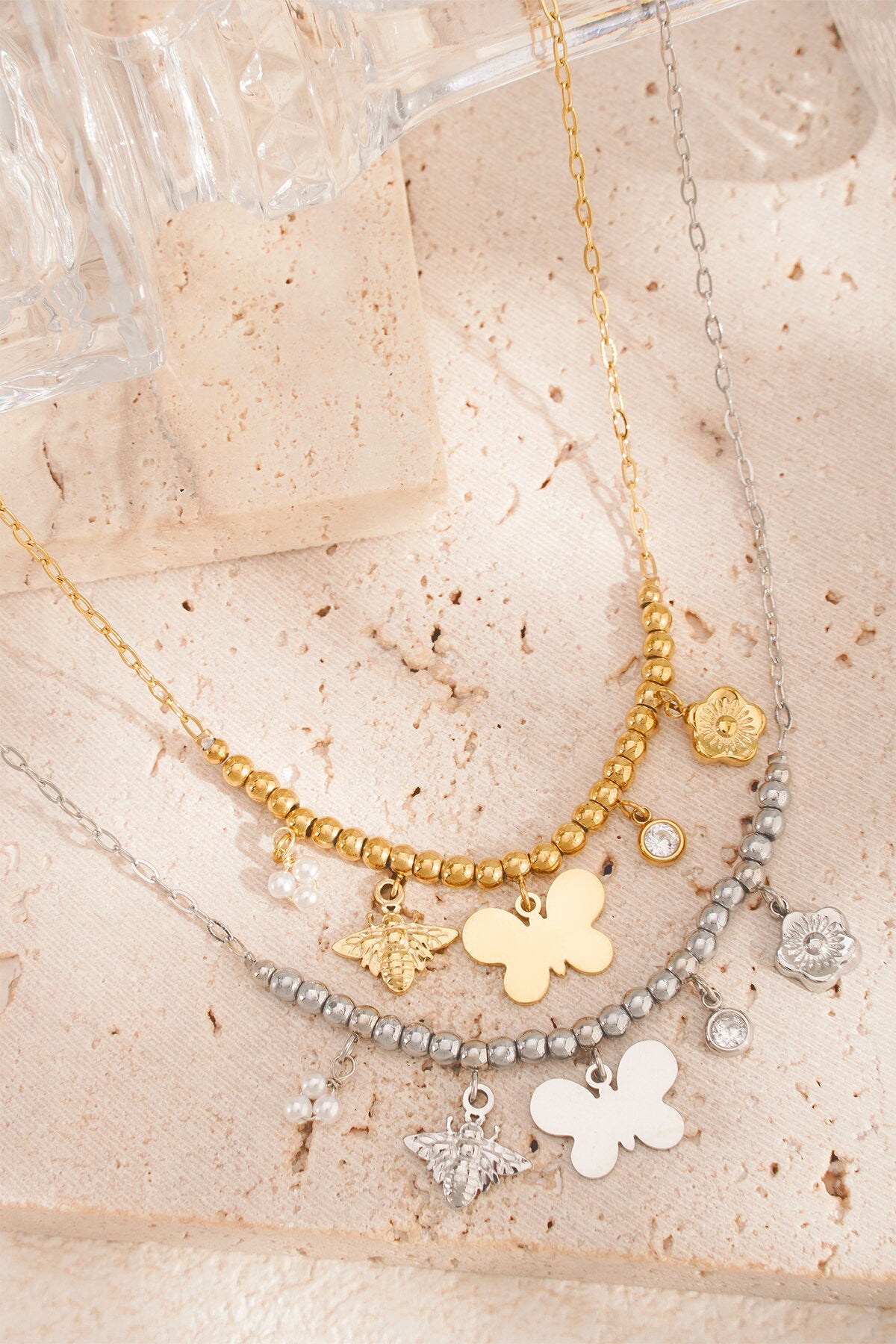 Elegant Animal Pendant Necklace for Spring/Summer