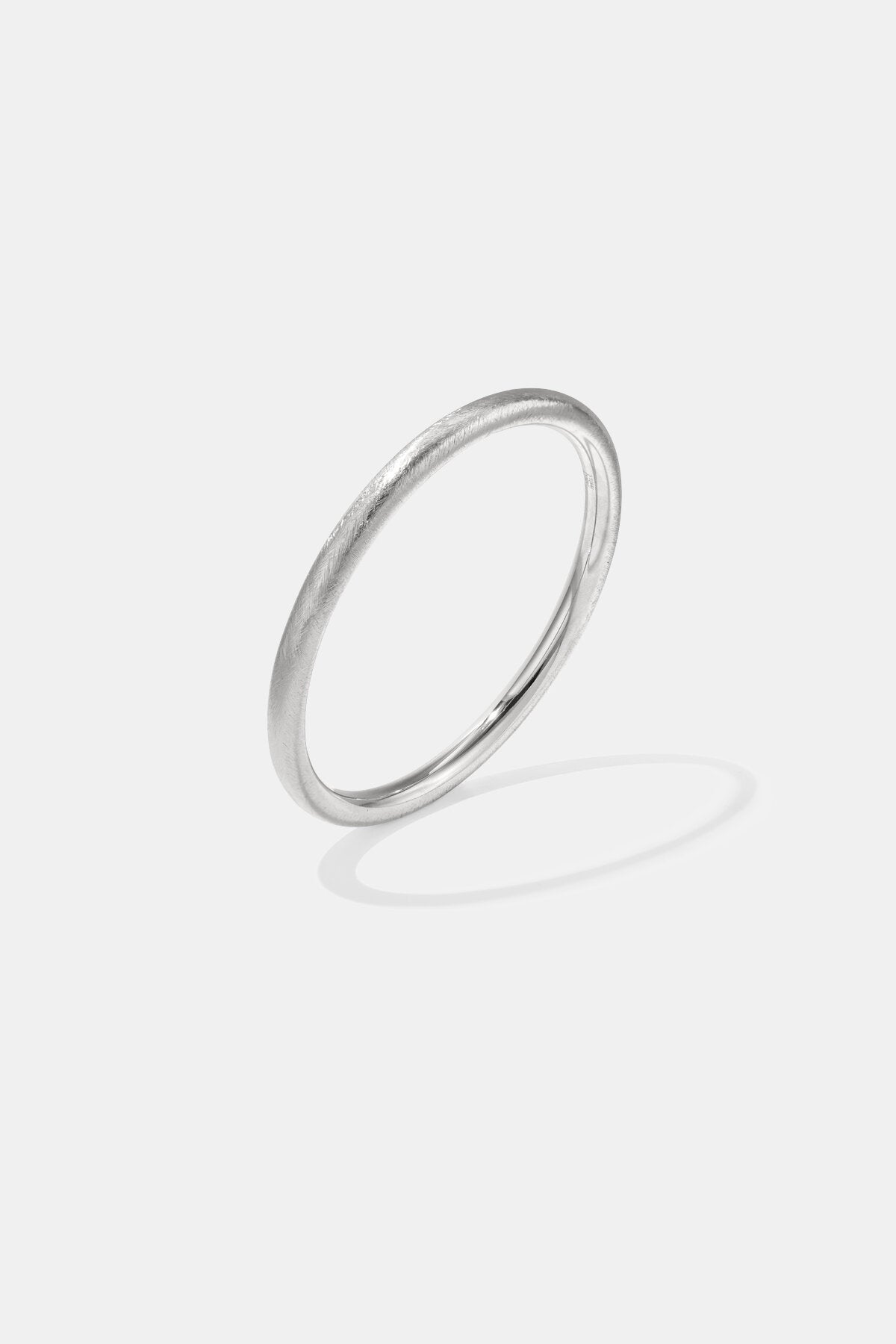 Elegant All-Fit Bangle for Everyday Elegance