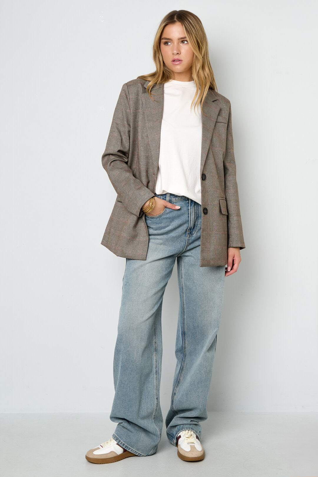 Elegant Checkered Ladies' Suit Set for Fall/Winter