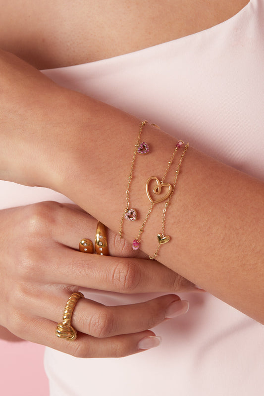 Elegant Gold Heart Charm Bracelet for Everyday Wear