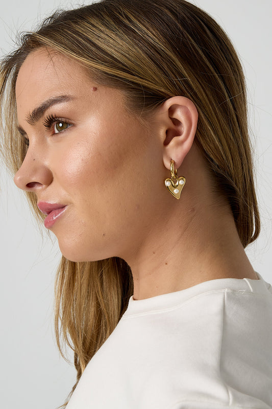 Elegant Gold Heart Drop Earrings for Everyday Wear