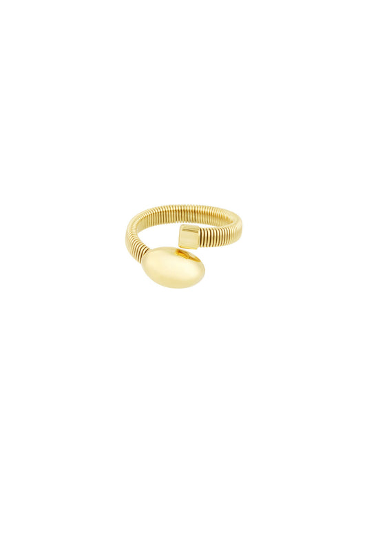 Elegant Minimalist Rings in Silver & Gold