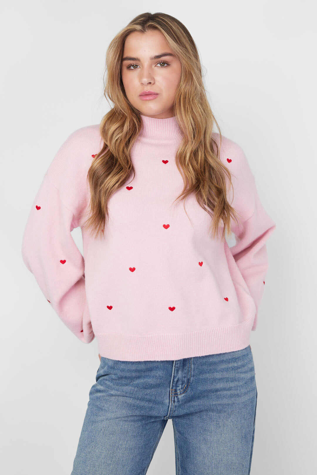 Chic Heart-Knit Sweater in Pink and Off-White