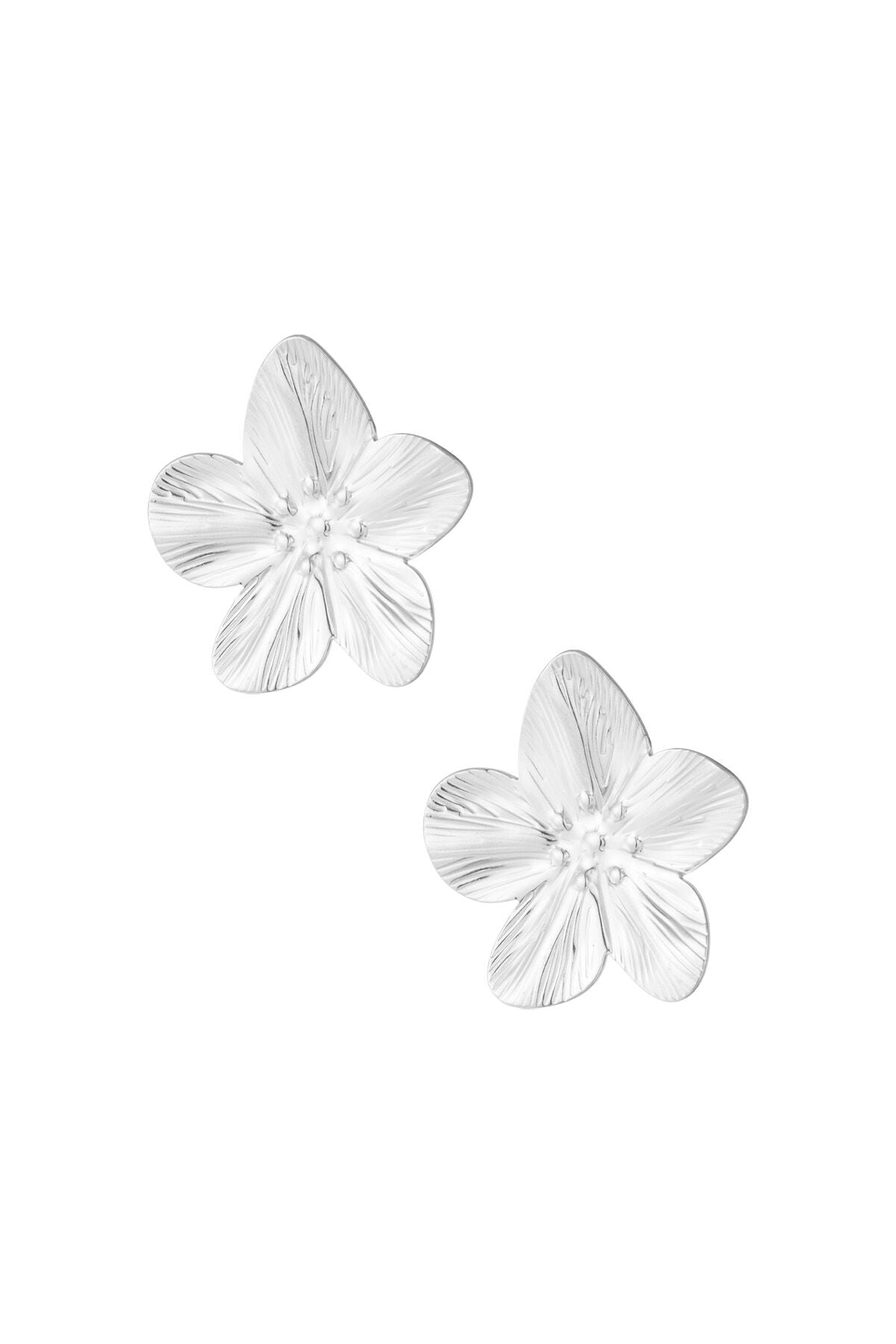 Elegant Flower Stud Earrings for Everyday Glam