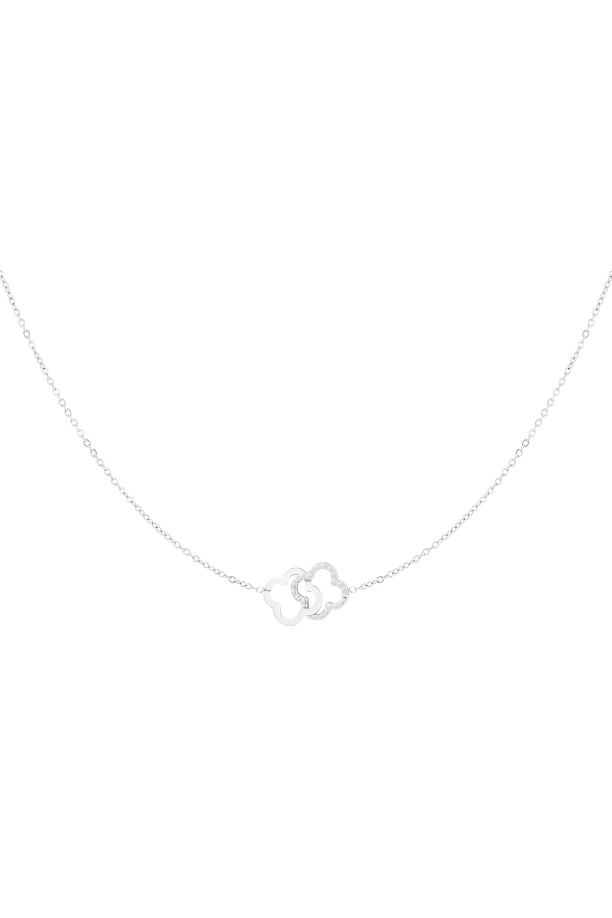 Elegant Clover Pendant Necklace for Everyday Wear