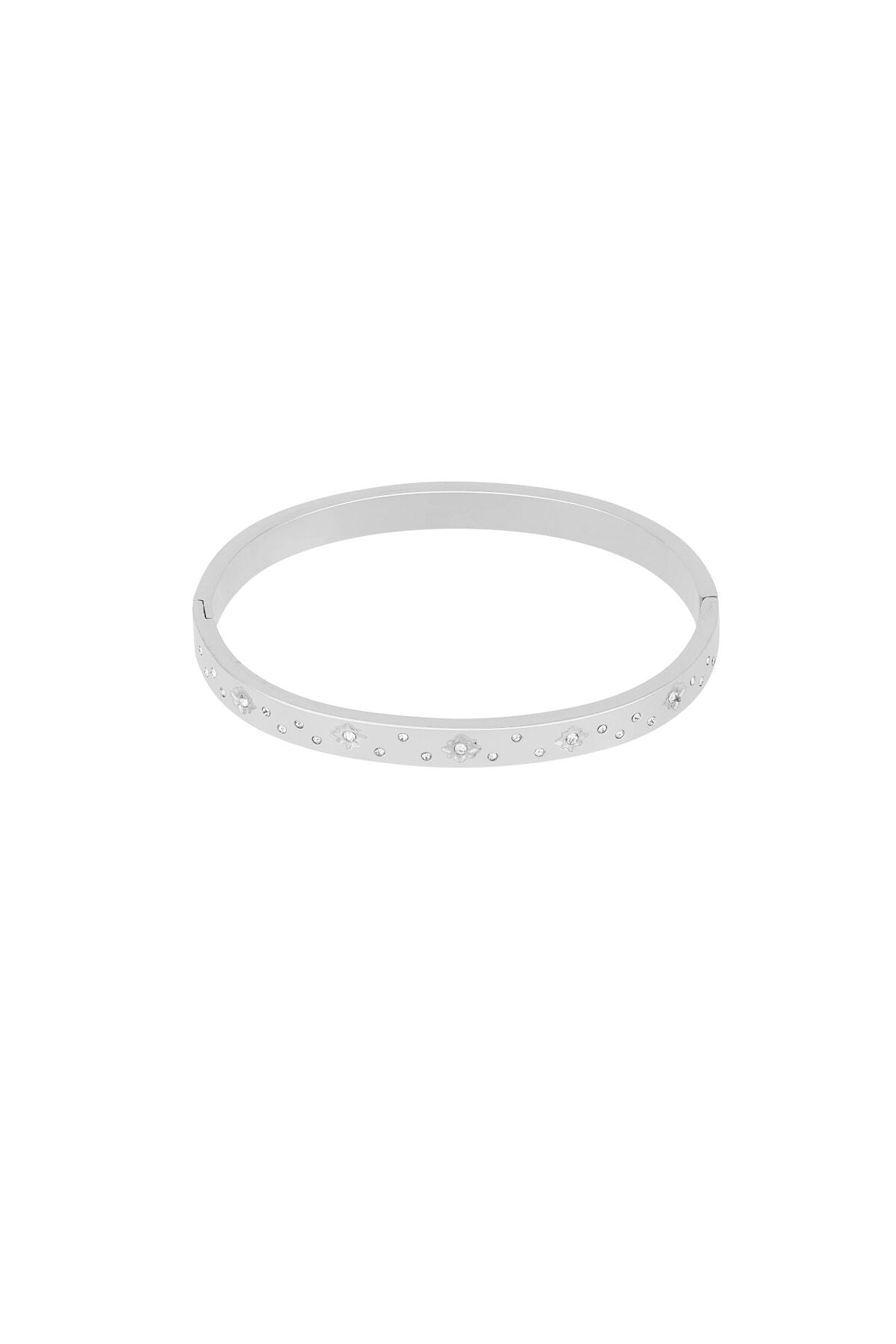 Elegant Flower Bangle for All Occasions
