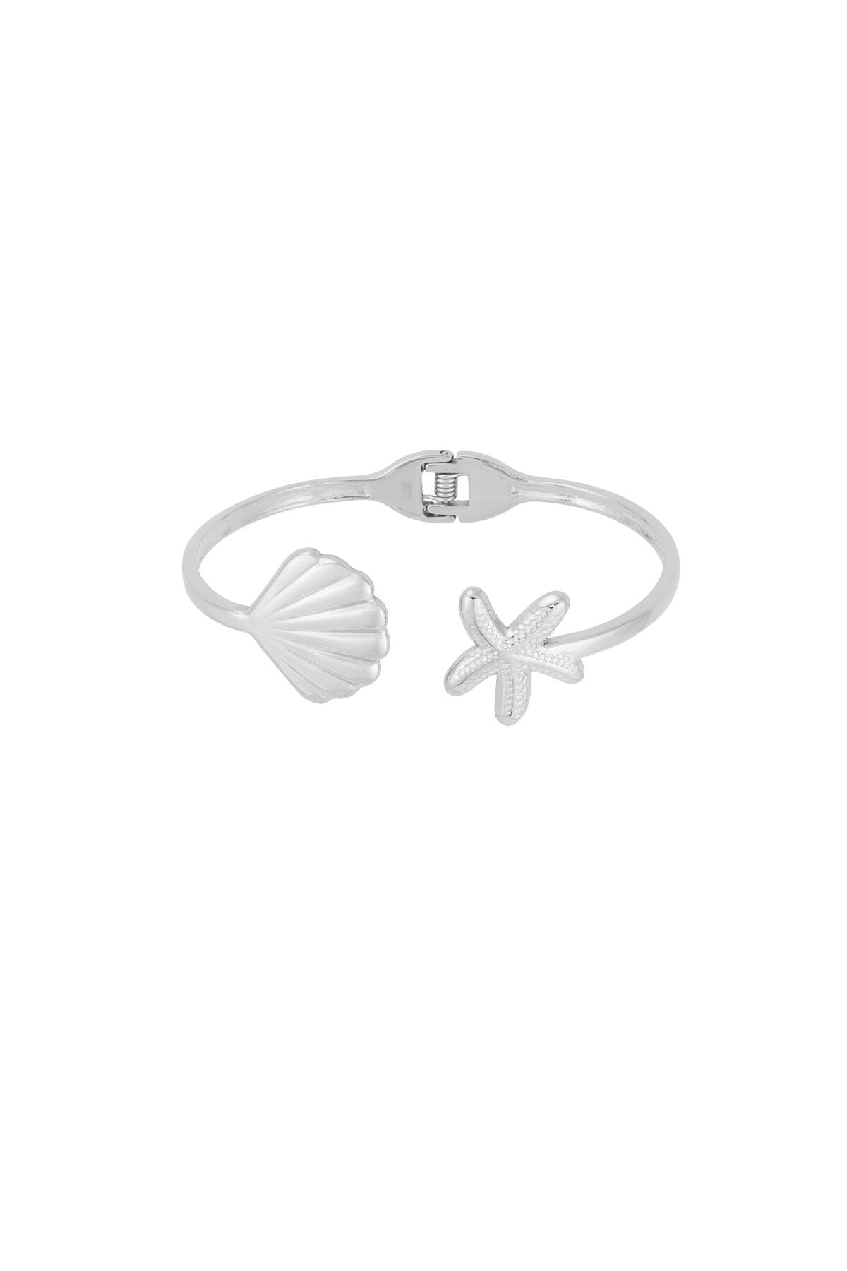 Stylish Cuff Bracelet in Silver & Gold