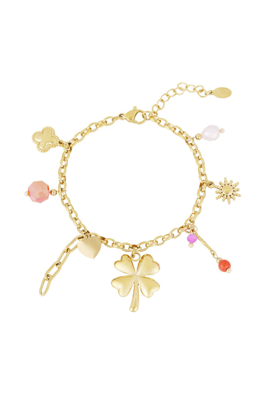Elegant Gold Charm Bracelet for Statement Looks