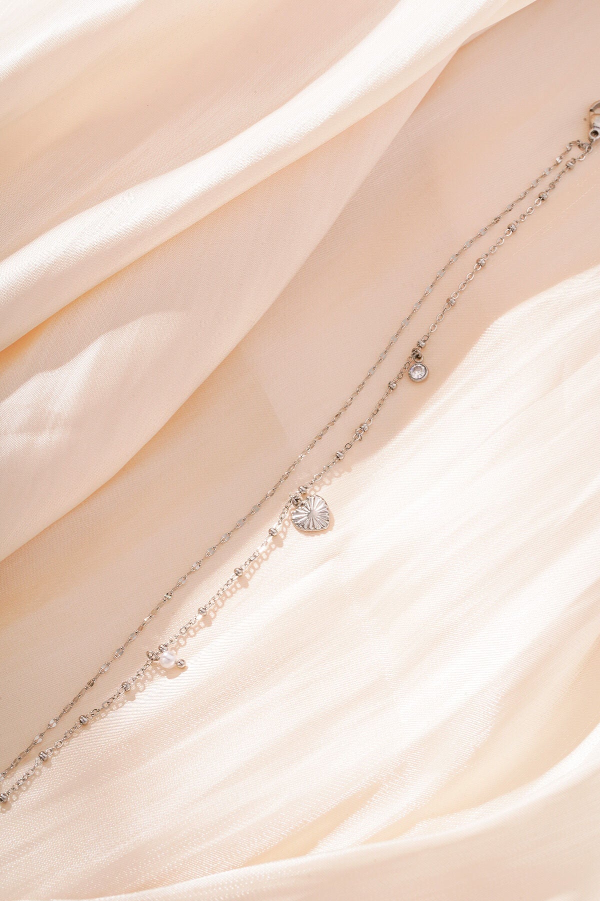 Elegant Heart Charm Bracelet for Everyday Style