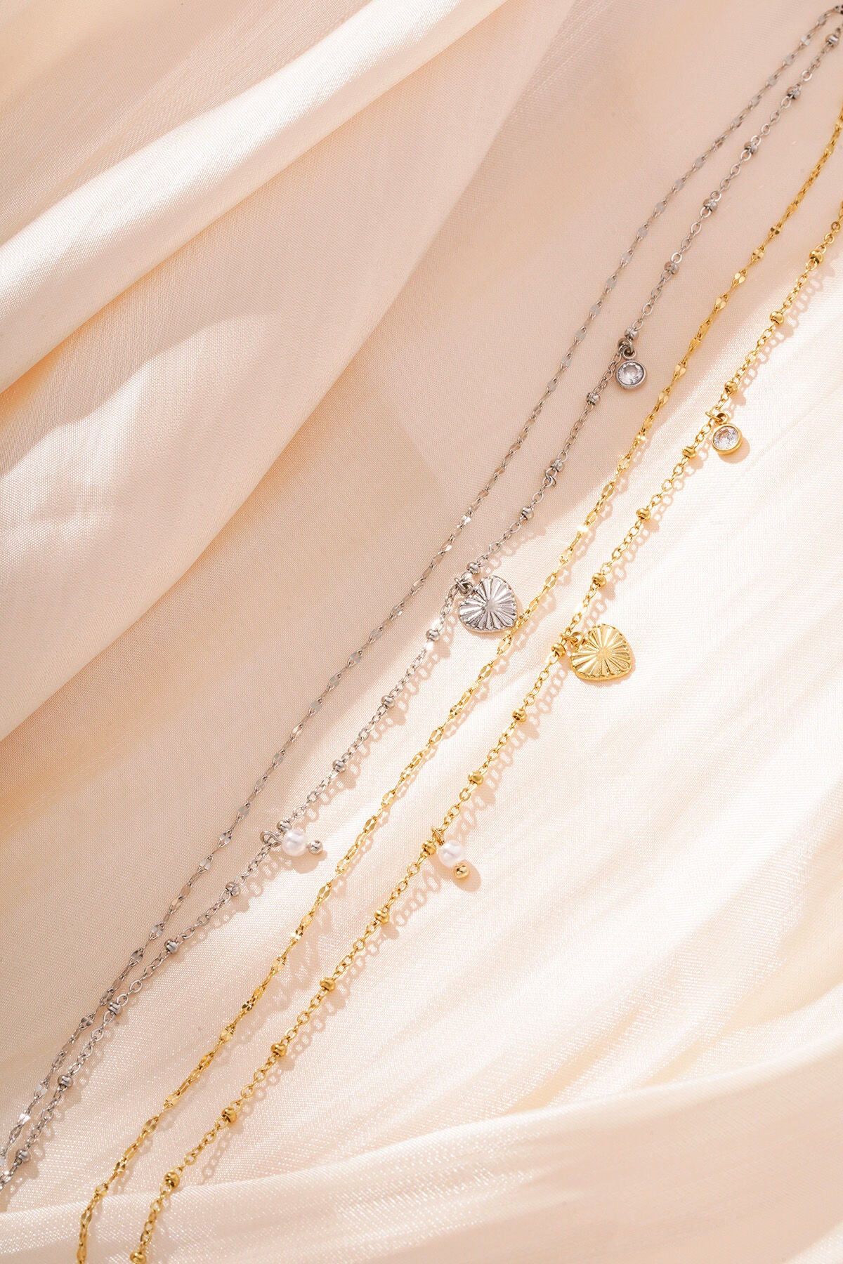 Elegant Heart Charm Bracelet for Everyday Style