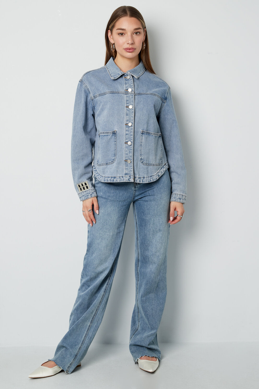 Stylish All-Fit Denim Jacket in Blue and Light Blue