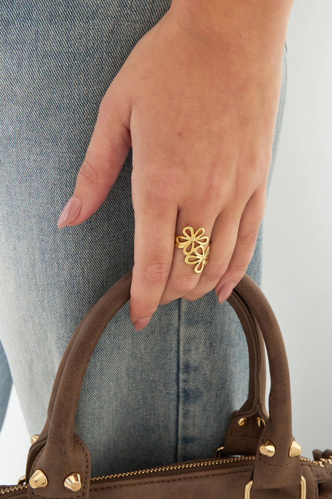 Elegant Gold Statement Ring - Adjustable Fit for All