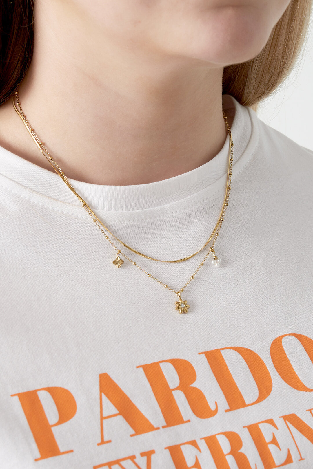 Elegant Multi-Layered Flower Necklace for Daily Wear