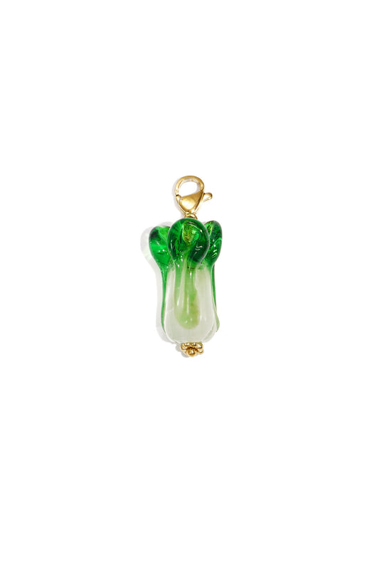 Elegant Green Resin Ring for Spring/Summer