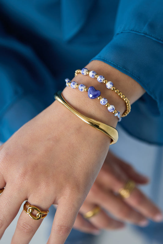 Elegant Gold Beaded Bracelet for Women - Simple & Stylish